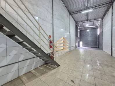 Galpão/Depósito/Armazém para alugar, 125m² no Jardim Adriana, Guarulhos