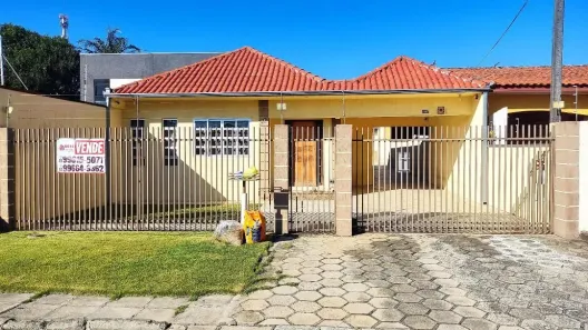 Casa com 3 Quartos à venda, 243m² no Capão Raso, Curitiba