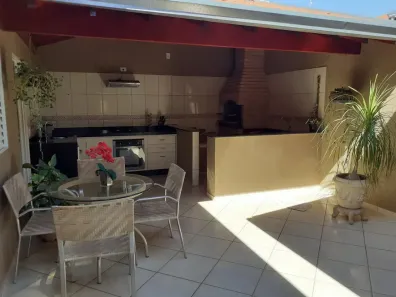 Casa com 3 Quartos à venda, 160m² no Jardim Astúrias, São José do Rio Preto
