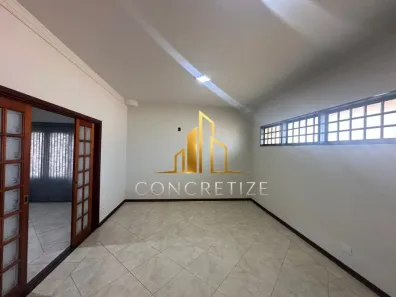 Casa com 3 Quartos para venda ou aluguel, 250m² no Alto Higienópolis, Bauru