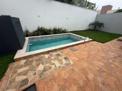 Sobrado com 3 Quartos para alugar, 270m² no Condomínio Belvedere, Cuiabá