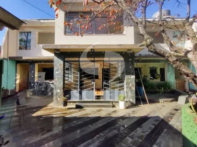 Casa com 4 Quartos à venda, 210m² no Vila Liviero, São Paulo