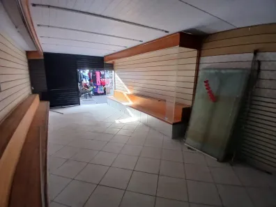 Ponto Comercial para alugar, 45m² no Centro, Duque de Caxias