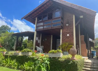 Casa de Condomínio com 4 Quartos à venda, 256m² no Alpes Suiços, Gravatá
