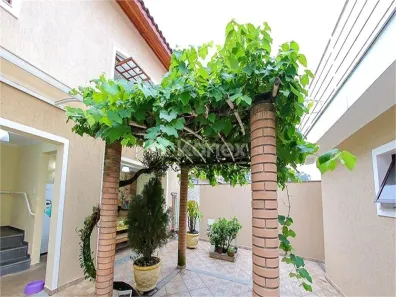 Sobrado com 4 Quartos à venda, 260m² no Vila Mazzei, São Paulo