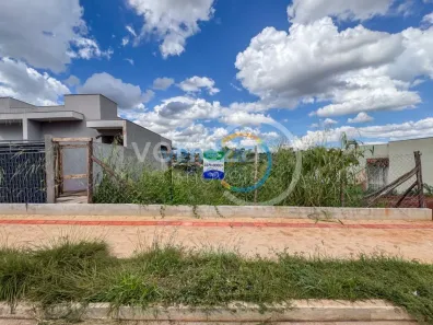 Lote/Terreno à venda, 256m² no Colinas, Londrina