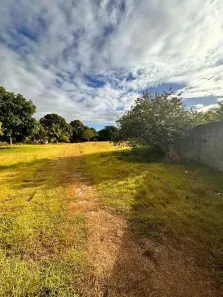 Lote/Terreno com 1 Quarto à venda, 30000m² no Jardim Limoeiro, Serra