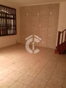 Sobrado com 2 Quartos para alugar, 350m² no Vila Bertioga, São Paulo