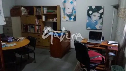 Casa com 3 Quartos à venda, 196m² no Olímpico, São Caetano do Sul