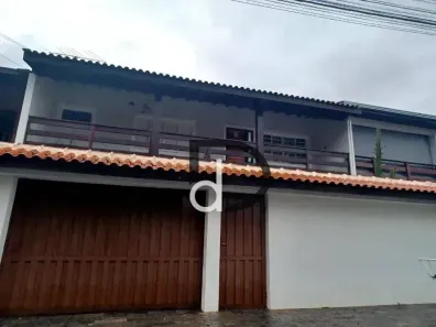 Casa com 3 Quartos à venda, 198m² no João XXIII, Vinhedo
