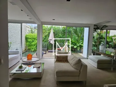 Sobrado com 4 Quartos à venda, 265m² no Santo Amaro, São Paulo