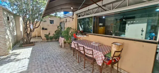 Casa com 3 Quartos à venda, 172m² no Sagrada Família, Belo Horizonte