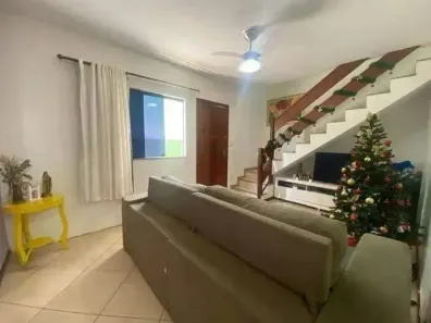 Casa com 2 Quartos à venda, 92m² no Novo Horizonte, Macaé
