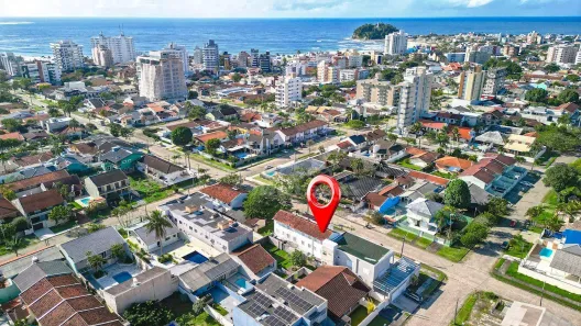 Sobrado com 4 Quartos à venda, 115m² no Centro, Guaratuba