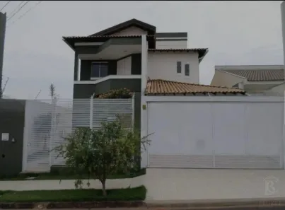Casa com 3 Quartos à venda, 240m² no Parque das Esmeraldas II, Marília