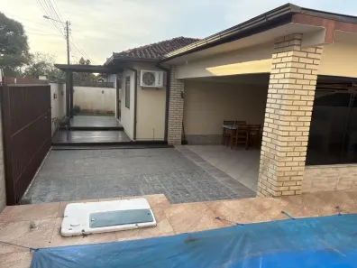 Casa com 2 Quartos à venda, 220m² no Rio Tavares, Florianópolis