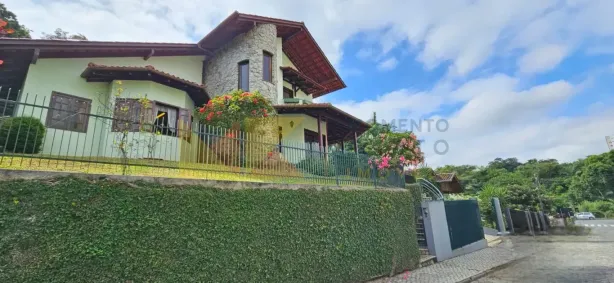 Casa com 4 Quartos à venda, 307m² no Escola Agrícola, Blumenau