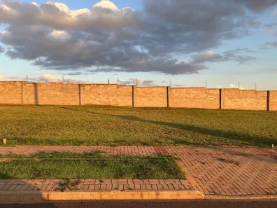 Lote/Terreno à venda, 200m² no Vista Linda, Cascavel
