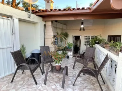 Sobrado com 4 Quartos à venda, 198m² no Centro, Jacareí