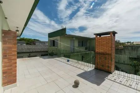 Casa com 3 Quartos à venda, 271m² no Nonoai, Porto Alegre