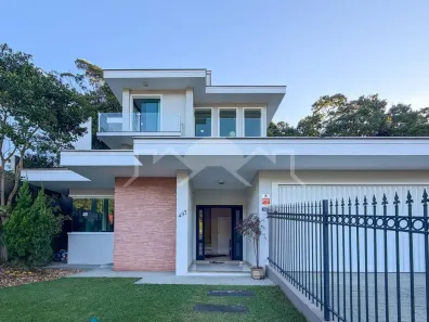 Casa com 5 Quartos à venda, 240m² no São Marcos, Joinville
