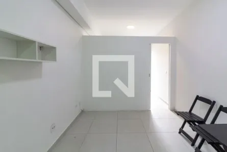 Apartamento com 1 Quarto à venda, 30m² no Jardim Sabará, São Paulo