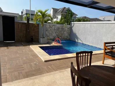 Casa de Condomínio com 4 Quartos à venda, 356m² no Recreio dos Bandeirantes, Rio de Janeiro