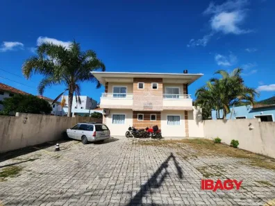 Apartamento com 2 Quartos para alugar, 65m² no Ingleses do Rio Vermelho, Florianópolis