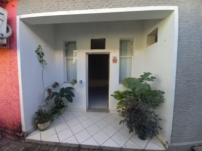 Ponto Comercial para alugar, 150m² no Santa Cruz, Rio de Janeiro