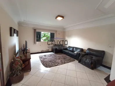 Casa de Condomínio com 3 Quartos à venda, 150m² no Jardim Holanda, Uberlândia