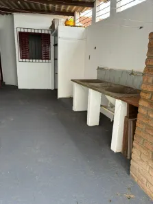 Casa com 3 Quartos para alugar, 120m² no Nossa Senhora da Abadia, Uberaba