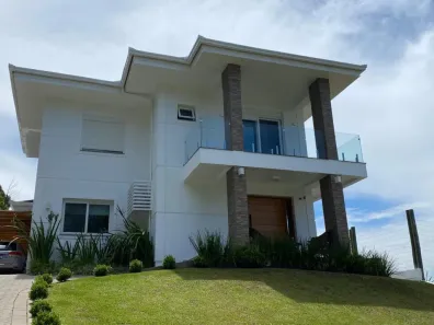 Casa com 3 Quartos à venda, 288m² no Vale das Colinas, Gramado