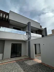 Sobrado com 3 Quartos à venda, 110m² no Aclimação, Uberlândia