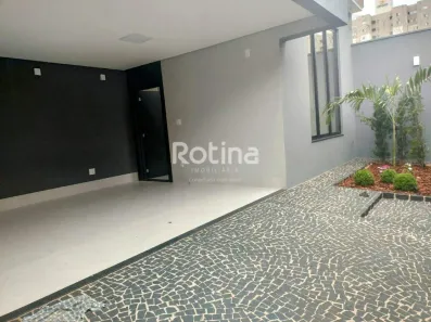 Casa com 3 Quartos à venda, 175m² no Laranjeiras, Uberlândia