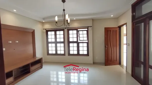 Sobrado com 3 Quartos à venda, 283m² no Vila Naly, Caçapava