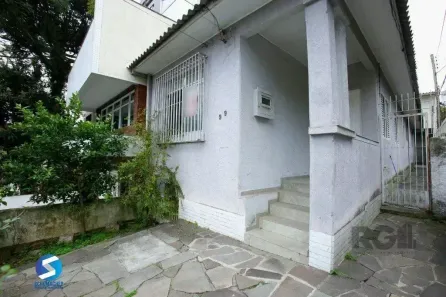 Casa com 2 Quartos à venda, 125m² no Chácara das Pedras, Porto Alegre
