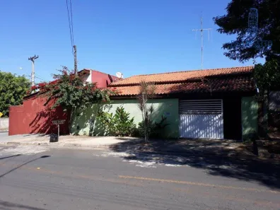 Casa com 3 Quartos à venda, 218m² no Bela Vista, Paulínia