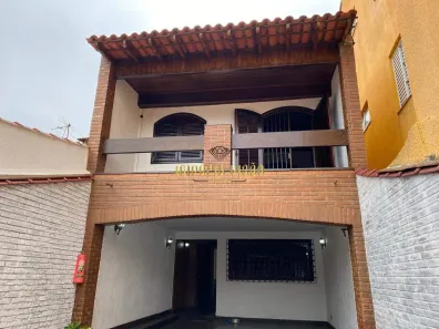 Sobrado com 2 Quartos à venda, 211m² no Conjunto Residencial Irai, Suzano