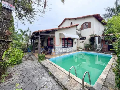 Casa de Condomínio com 5 Quartos à venda, 140m² no Itaipu, Niterói