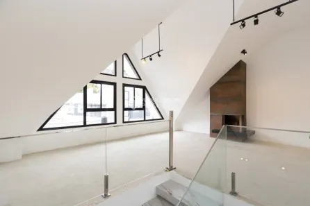 Sobrado com 3 Quartos à venda, 227m² no Vista Alegre, Curitiba