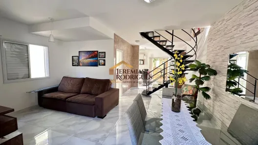 Casa com 2 Quartos para alugar, 25m² no Jardim Cristina, Pindamonhangaba