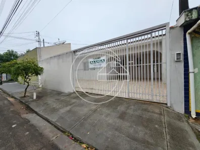 Casa com 3 Quartos para alugar, 10m² no Centro, Marília