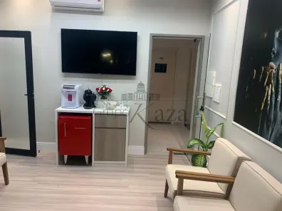 Sala Comercial à venda, 51m² no Parque Residencial Aquarius, São José dos Campos