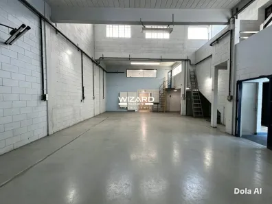 Galpão/Depósito/Armazém para alugar, 300m² no Santa Terezinha, Santo André
