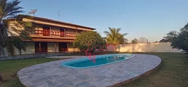 Casa com 4 Quartos à venda, 1742m² no Jardim Taninha, Colina