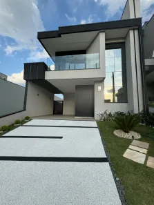 Sobrado com 3 Quartos à venda, 180m² no Porteira Preta, Mogi das Cruzes