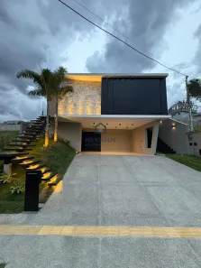 Casa de Condomínio com 4 Quartos à venda, 241m² no Jardins Nápoles, Senador Canedo