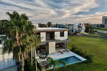 Casa de Condomínio com 5 Quartos à venda, 398m² no XANGRI-LÁ, Xangri-lá
