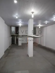 Ponto Comercial para alugar, 110m² no Leme, Rio de Janeiro