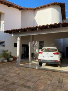 Casa com 3 Quartos à venda, 402m² no Jardim Karaíba, Uberlândia